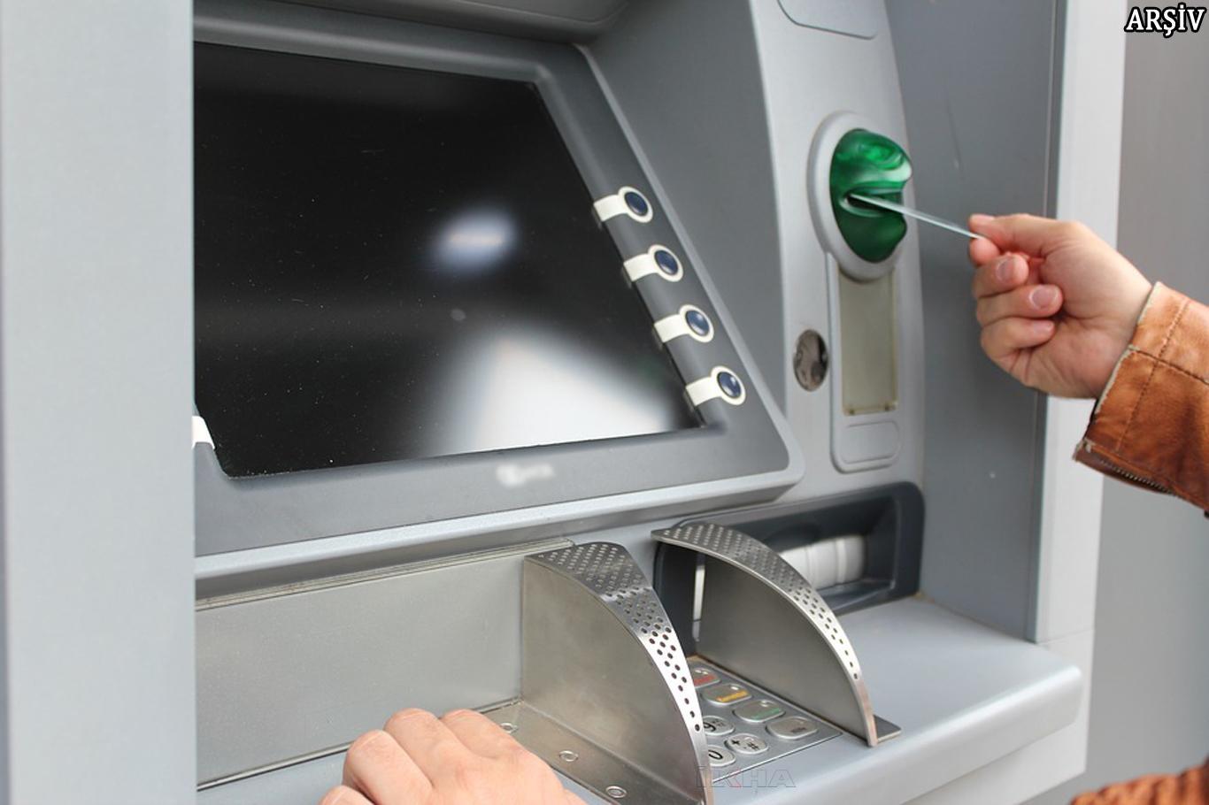 Adana'da ATM'de kart kopyalayan düzenek bulundu